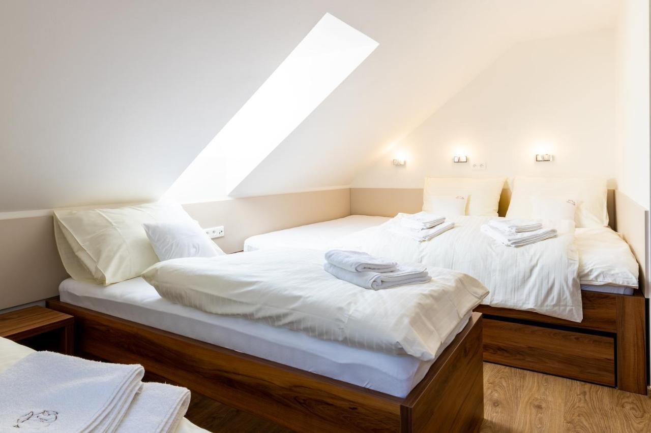 Apartmany Tlusty Svist Vaclavov u Bruntalu Exterior foto